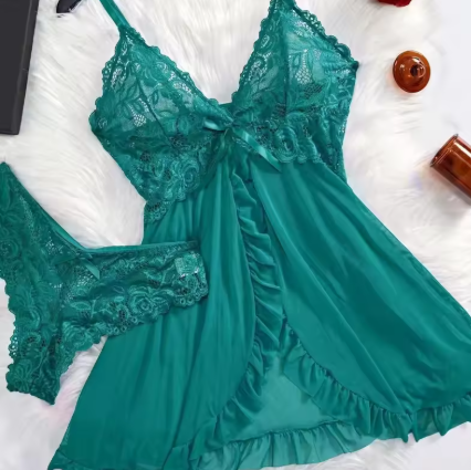 Vivienne's Lingerie Set